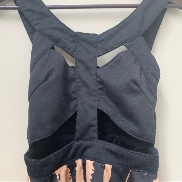 👗 URBAN OUTFITTERS REVERSE ZEBRA HI LOW DRESS - Picture 3 of 5